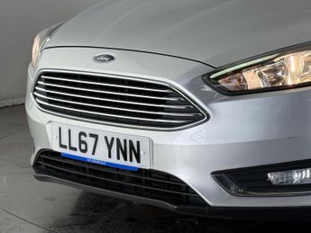 Ford Focus 1.0T EcoBoost Titanium Auto Euro 6 (s/s) 5dr