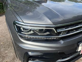 Volkswagen Tiguan 2.0 TDI R-Line Tech DSG Euro 6 (s/s) 5dr