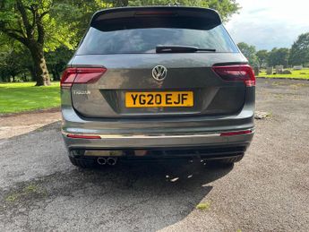 Volkswagen Tiguan 2.0 TDI R-Line Tech DSG Euro 6 (s/s) 5dr
