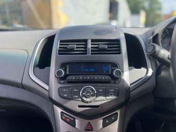 Chevrolet Aveo 1.4 LTZ Euro 5 (s/s) 5dr