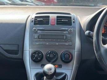Toyota Auris 1.4 VVT-i T3 5dr