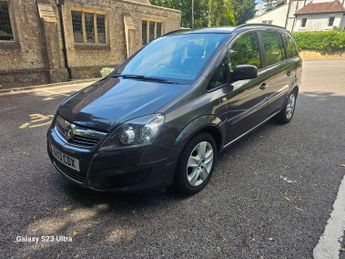 Vauxhall Zafira 1.6 16V Exclusiv Euro 5 5dr (SNav)