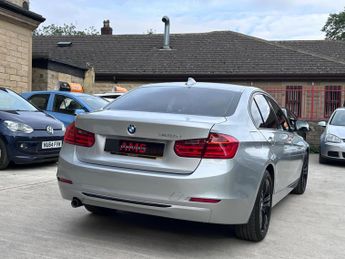 BMW 3 Series 2.0 320d Sport Auto Euro 5 (s/s) 4dr