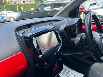 Toyota AYGO 1.0 VVT-i x-pression x-wave x-shift Euro 5 5dr Euro 5