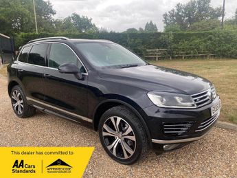 Volkswagen Touareg 3.0 TDI V6 BlueMotion Tech R-Line Tiptronic 4WD Euro 6 (s/s) 5dr