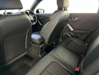 Audi Q2 1.5 TFSI CoD 35 S line Euro 6 (s/s) 5dr