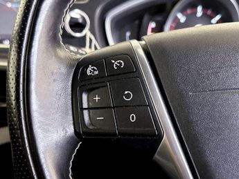 Volvo V40 2.0 D4 R-Design Nav Plus Euro 6 (s/s) 5dr