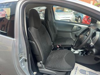 Peugeot 107 1.0 12V Urban 2 Tronic Euro 5 3dr