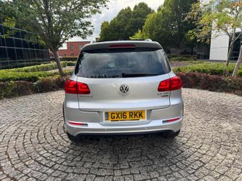 Volkswagen Tiguan 2.0 TDI BlueMotion Tech R-Line Edition DSG 4WD Euro 6 (s/s) 5dr