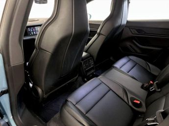 Porsche Taycan Performance Plus 93.4kWh 4S Cross Turismo Auto 4WD 5dr (11kW Cha