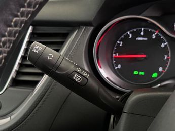 Vauxhall Grandland X 1.2 Turbo Elite Nav Auto Euro 6 (s/s) 5dr