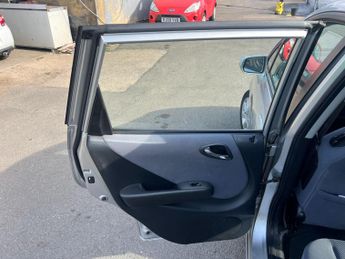 Honda Jazz 1.4 i-DSI SE CVT-7 5dr