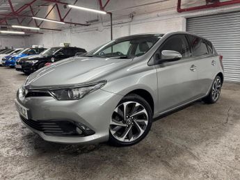 Toyota Auris 1.2 VVT-i Design Euro 6 (s/s) 5dr