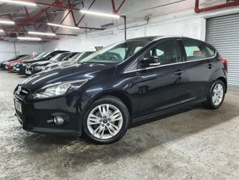 Ford Focus 1.0T EcoBoost Titanium Navigator Euro 5 (s/s) 5dr