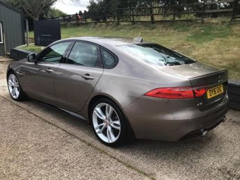 Jaguar XF 3.0d V6 S 4dr Auto