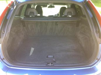 Volvo XC60 D4 [190] R DESIGN 5dr Geartronic