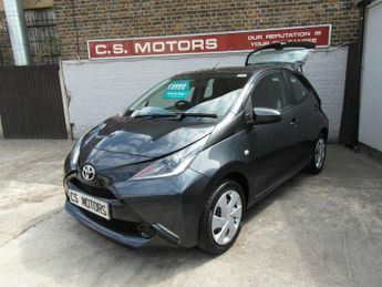 Toyota AYGO 1.0 VVT-i x-play Euro 6 5dr