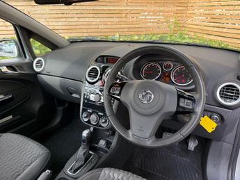 VAUXHALL CORSA 1.4 16V SE Hatchback 5dr Petrol Auto Euro 5 (100 ps) 12 MONTHS A