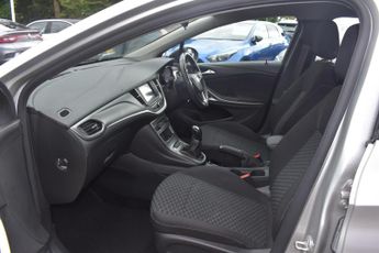 Vauxhall Astra 1.2 Turbo Business Edition Nav Sports Tourer Euro 6 (s/s) 5dr