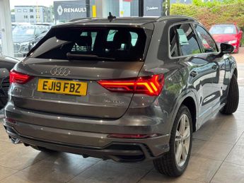 Audi Q3 1.5 TFSI CoD 35 S line SUV 5dr Petrol S Tronic Euro 6 (s/s) (150