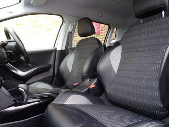 Peugeot 2008 1.2 PureTech Allure EAT Euro 6 (s/s) 5dr