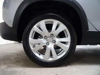 Peugeot 2008 1.2 PureTech Allure EAT Euro 6 (s/s) 5dr