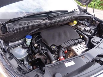 Peugeot 2008 1.2 PureTech Allure EAT Euro 6 (s/s) 5dr