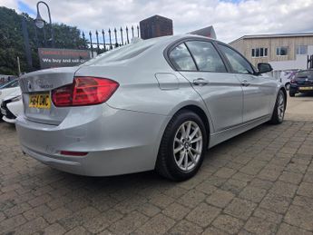 BMW 3 Series 2.0 320d ED EfficientDynamics Business Auto Euro 5 (s/s) 4dr