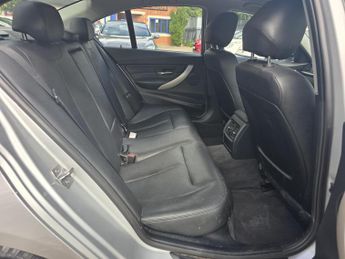 BMW 3 Series 2.0 320d ED EfficientDynamics Business Auto Euro 5 (s/s) 4dr