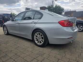 BMW 3 Series 2.0 320d ED EfficientDynamics Business Auto Euro 5 (s/s) 4dr
