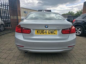 BMW 3 Series 2.0 320d ED EfficientDynamics Business Auto Euro 5 (s/s) 4dr