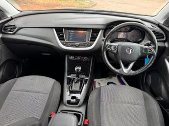 Vauxhall Grandland X 1.5 Turbo D BlueInjection SE Auto Euro 6 (s/s) 5dr