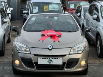 Renault Megane 2.0 16V Dynamique TomTom CVT Euro 5 2dr