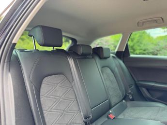 SEAT Leon 1.5 eTSI MHEV XCELLENCE DSG Euro 6 (s/s) 5dr