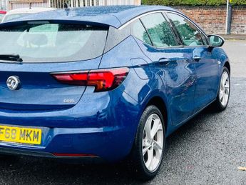 Vauxhall Astra 1.6 CDTi BlueInjection SRi Nav Auto Euro 6 (s/s) 5dr