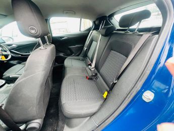 Vauxhall Astra 1.6 CDTi BlueInjection SRi Nav Auto Euro 6 (s/s) 5dr