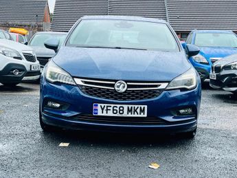 Vauxhall Astra 1.6 CDTi BlueInjection SRi Nav Auto Euro 6 (s/s) 5dr