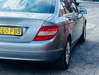 Mercedes-Benz C Class 2.1 C220 CDI BlueEfficiency Elegance Auto Euro 5 4dr