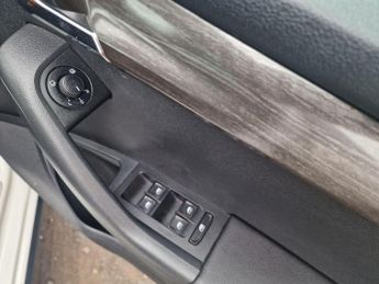 Skoda Octavia 2.0 TDI Scout DSG 4WD Euro 6 (s/s) 5dr