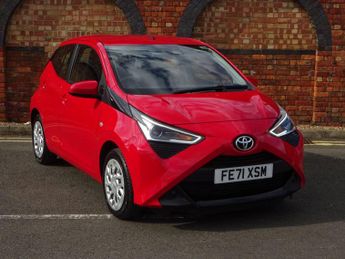 Toyota AYGO 1.0 VVT-i x-play x-shift Euro 6 5dr (Safety Sense)