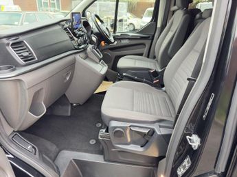 Ford Tourneo Custom 2.0 320 EcoBlue Titanium Auto L1 Euro 6 (s/s) 5dr
