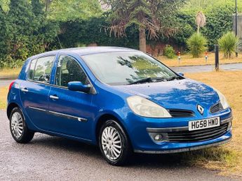 Renault Clio 1.6 VVT Expression 5dr
