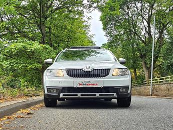 Skoda Octavia 2.0 TDI Scout DSG 4WD Euro 6 (s/s) 5dr