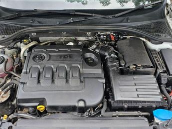 Skoda Octavia 2.0 TDI Scout DSG 4WD Euro 6 (s/s) 5dr