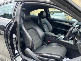 Mercedes-Benz C Class 2.1 C220 CDI BlueEfficiency AMG Sport G-Tronic+ Euro 5 (s/s) 2dr