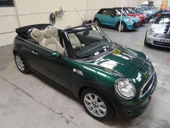 MINI Convertible 1.6 Cooper S Steptronic Euro 5 2dr