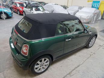 MINI Convertible 1.6 Cooper S Steptronic Euro 5 2dr