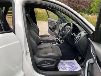 Audi Q3 2.0 TFSI Black Edition S Tronic quattro Euro 6 (s/s) 5dr