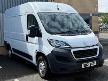 Peugeot Boxer 2.2 BlueHDi 335 Professional L2 H2 Euro 6 (s/s) 5dr