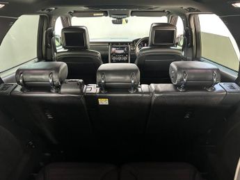 Land Rover Discovery 3.0 SD V6 HSE Luxury Auto 4WD Euro 6 (s/s) 5dr